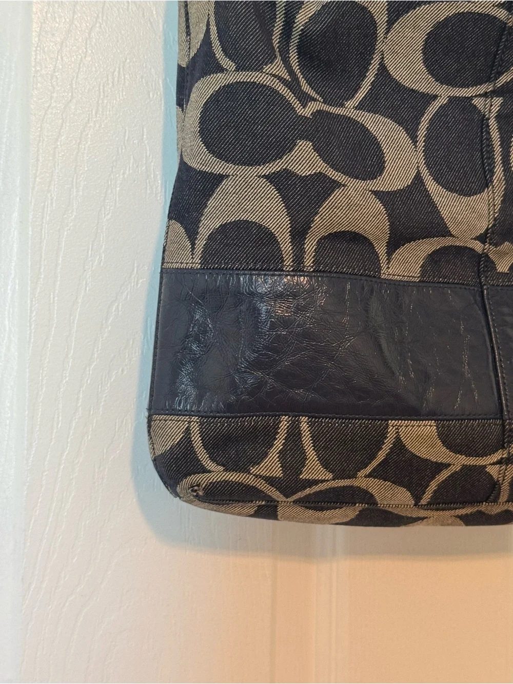 Coach Signature Hobo Shoulder Bag Navy Blue & Tan
